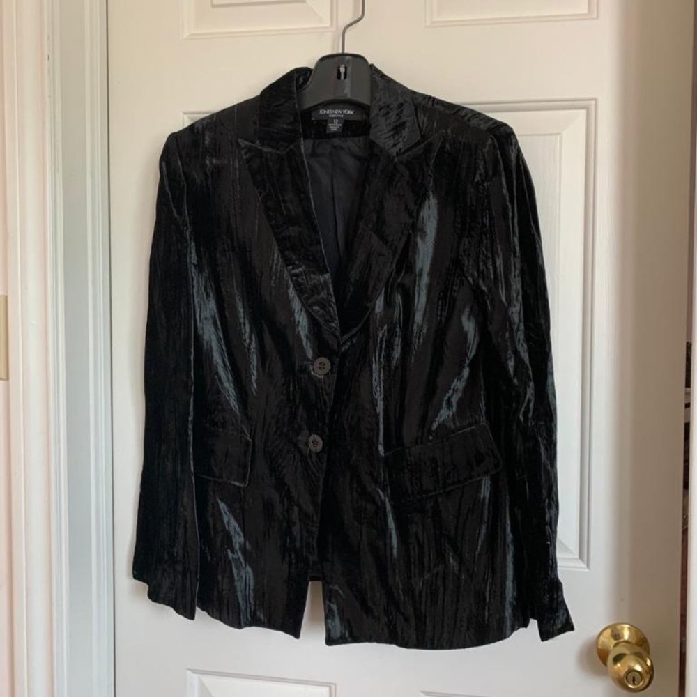 Black Blazer